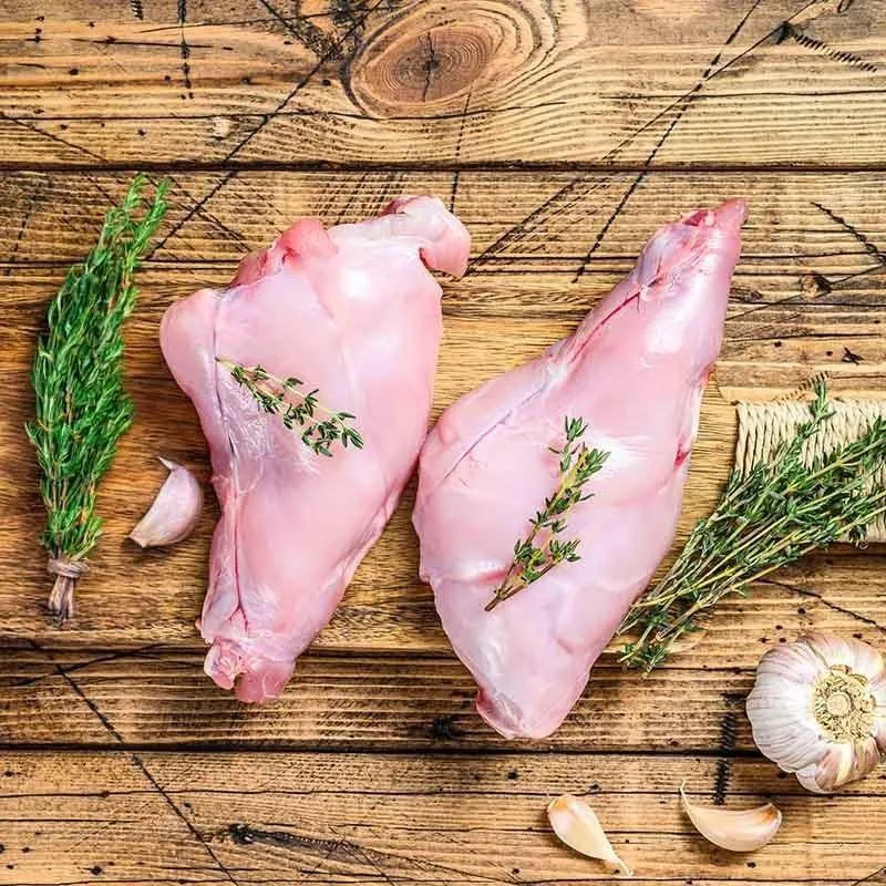 Tradycyjne pieczenie udek z królika