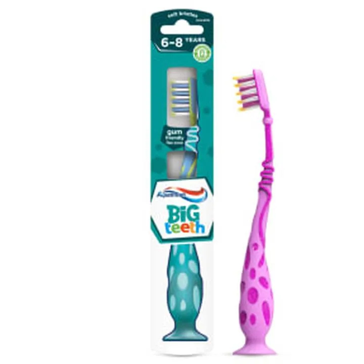 Usuwanie kamienia na zębach psa